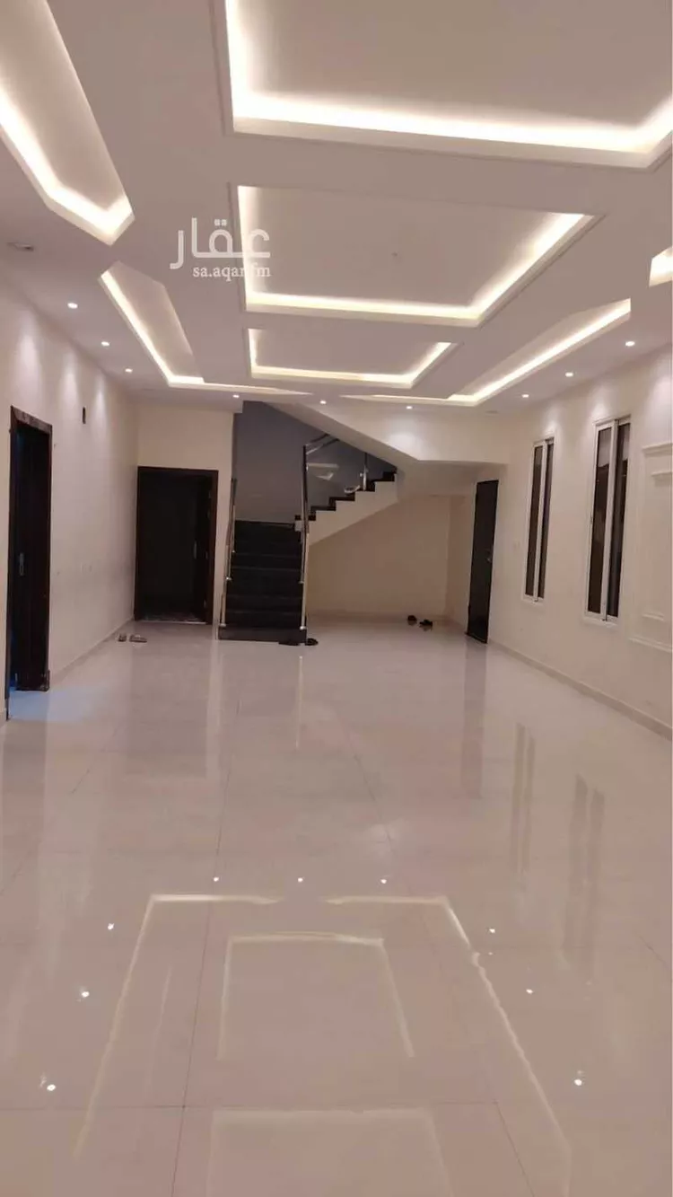 فيلا للإيجار في شارع إبراهيم بن إدريس المالكي, حي الرمال, مدينة الرياض, منطقة الرياض صورة 4