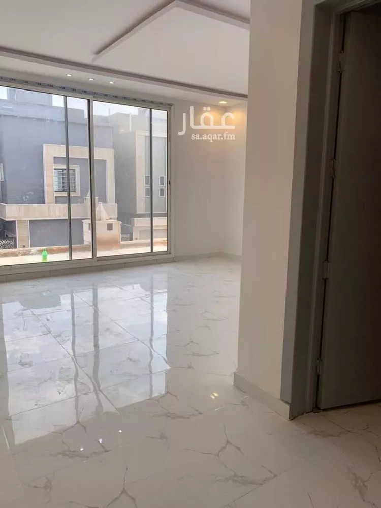 فيلا للإيجار في شارع شارع صالح بن علي ابو الورود, حي الرمال, مدينة الرياض, منطقة الرياض صورة 4