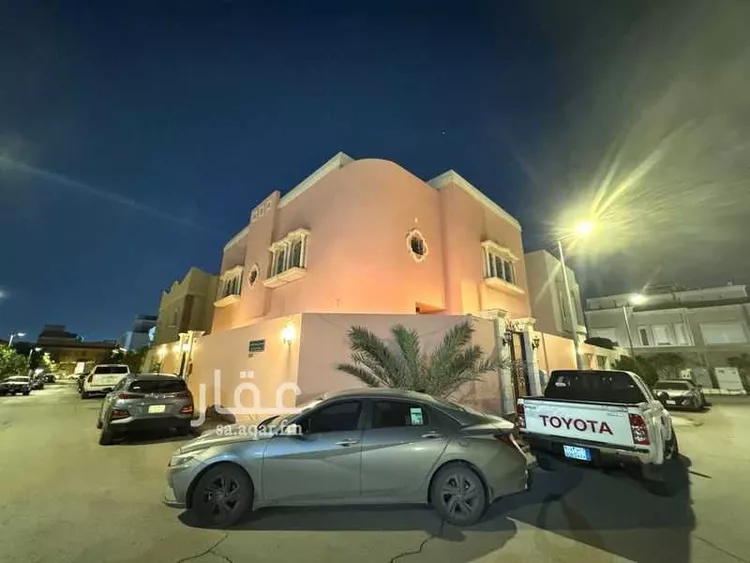 فيلا للبيع في شارع حابس بن ربيعة, حي المعذر الشمالي, مدينة الرياض, منطقة الرياض صورة 5