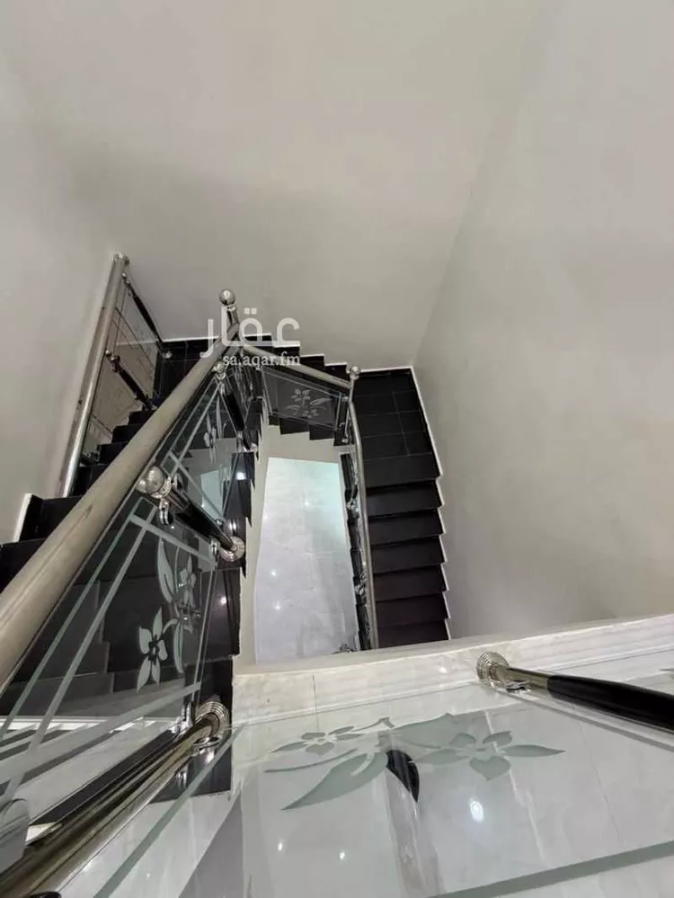 فيلا للإيجار في شارع عمر الريس, حي الرمال, مدينة الرياض, منطقة الرياض صورة 2