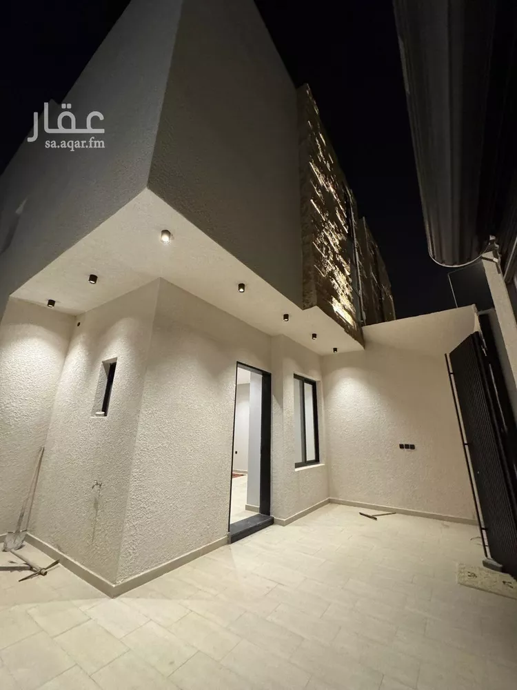 فيلا للبيع في شارع أحمد بن خيرة, حي الرمال, مدينة الرياض, منطقة الرياض صورة 2