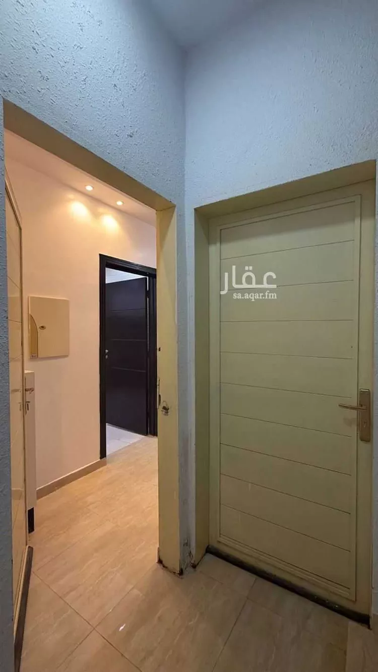 شقة للإيجار في شارع شارع صالح بن علي ابو الورود, حي الرمال, مدينة الرياض, منطقة الرياض 1 صورة