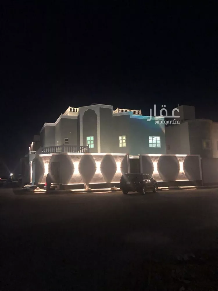 فيلا للبيع في شارع ابن المهاجر, حي المهدية, مدينة الرياض, منطقة الرياض صورة 2