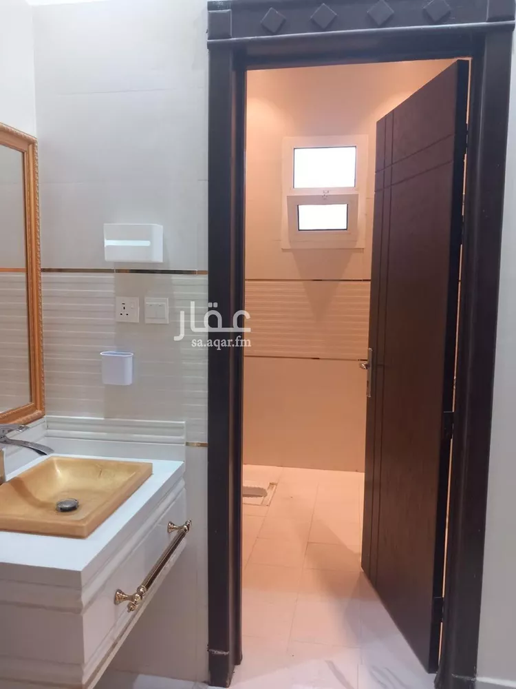 فيلا للبيع في شارع جبل الحسي, حي ظهرة لبن, مدينة الرياض, منطقة الرياض