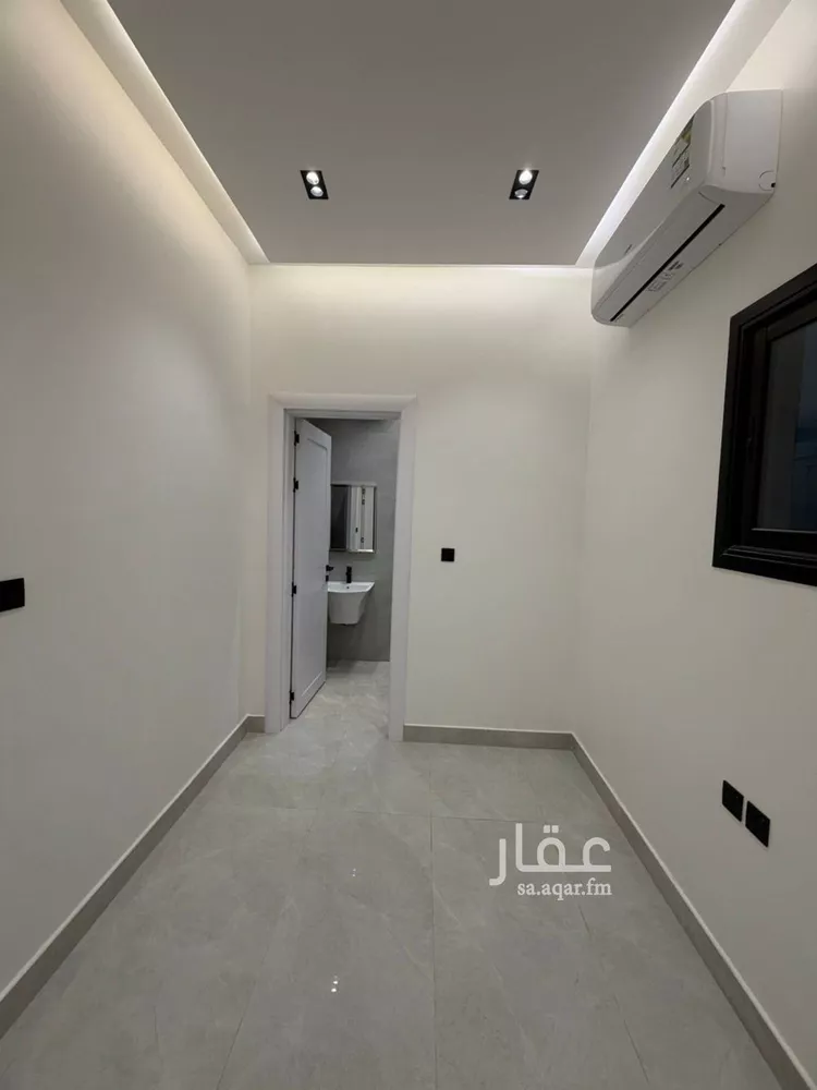 دور للبيع في شارع وادي الرمة, حي القادسية, مدينة الرياض, منطقة الرياض 11
