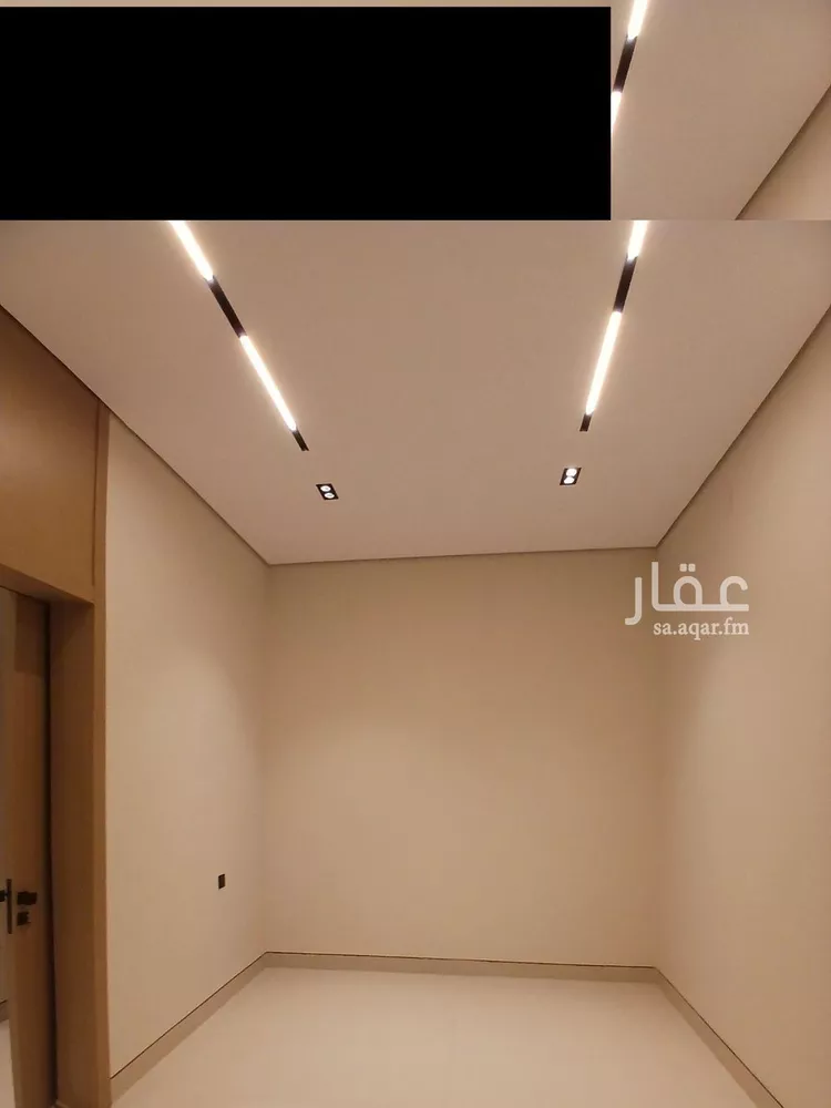 فيلا للبيع في شارع خليج تونس, حي المعيزيلة, مدينة الرياض, منطقة الرياض 15