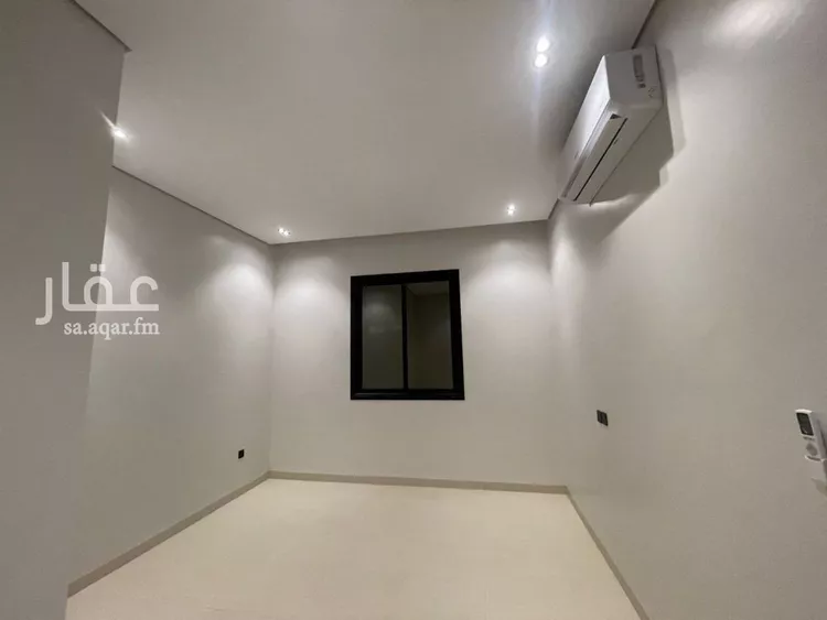 Floor for Sale in Riyadh Al Yarmouk 6