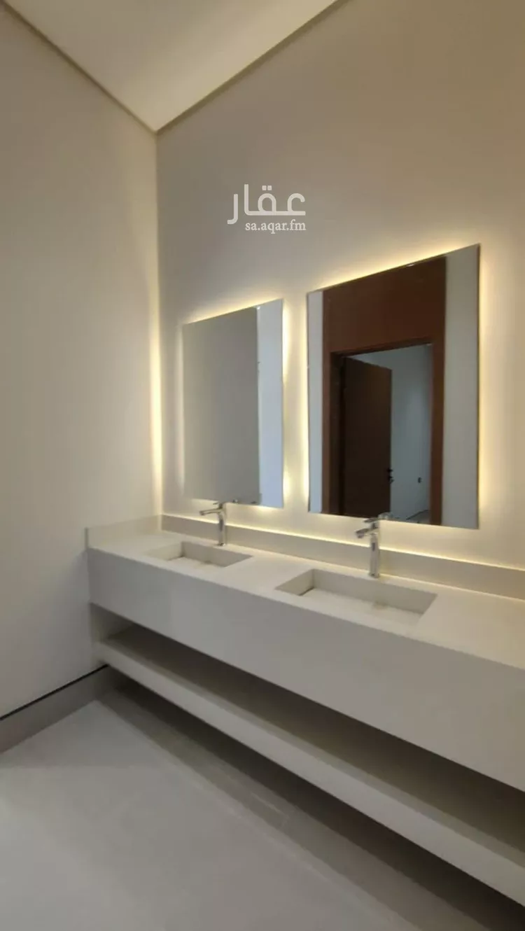 فيلا للبيع في شارع الحسن القرشي, حي البيان, مدينة الرياض, منطقة الرياض صورة 3