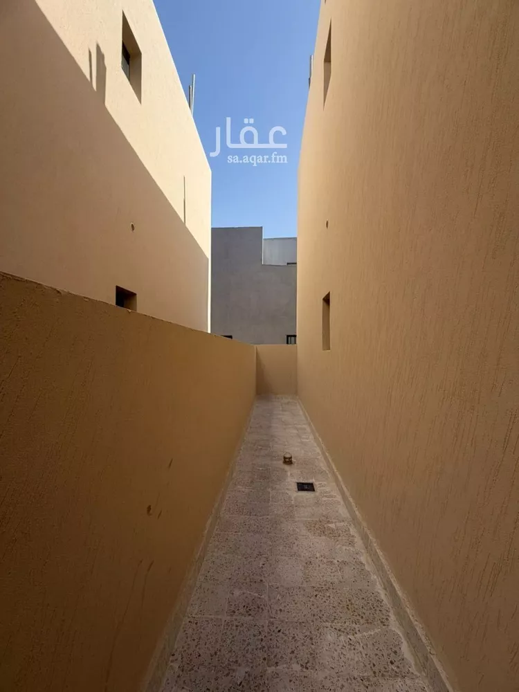دور للبيع في شارع الامام عبدالله بن سعود بن عبدالعزيز, حي القادسية, مدينة الرياض, منطقة الرياض 17