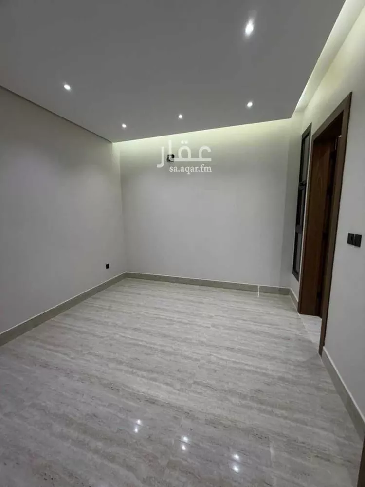 دور للبيع في شارع أبي الحسن الأسفرائيني, حي الرمال, مدينة الرياض, منطقة الرياض صورة 2