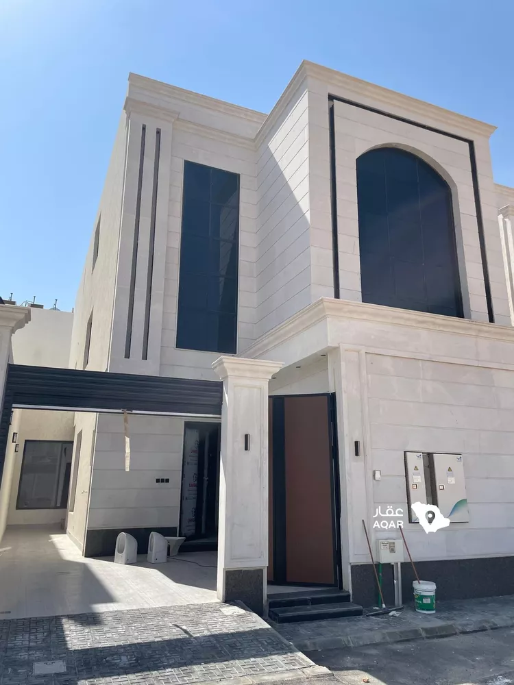Floor for Sale in Riyadh Ar Rimal 6