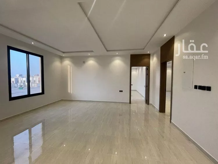 فيلا للبيع في شارع احمد بن سعادة, حي الرمال, مدينة الرياض, منطقة الرياض صورة 3