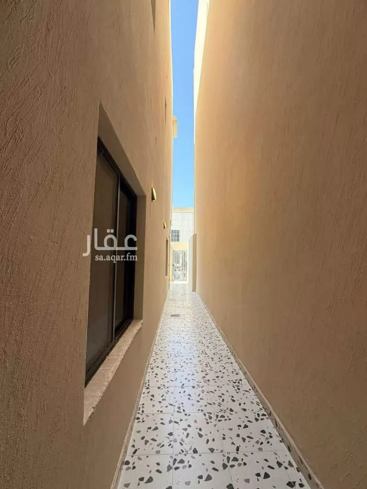 دور للبيع في شارع الامام عبدالله بن سعود بن عبدالعزيز, حي القادسية, مدينة الرياض, منطقة الرياض صورة 2