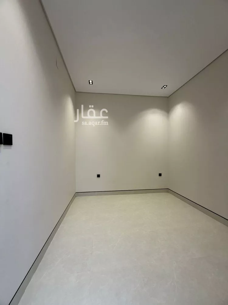 فيلا للبيع في شارع عبدالوهاب التميمي, حي الرمال, مدينة الرياض, منطقة الرياض 22
