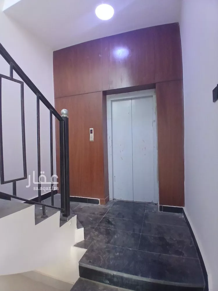 دور للبيع في شارع احمد بن سعادة, حي الرمال, مدينة الرياض, منطقة الرياض 10