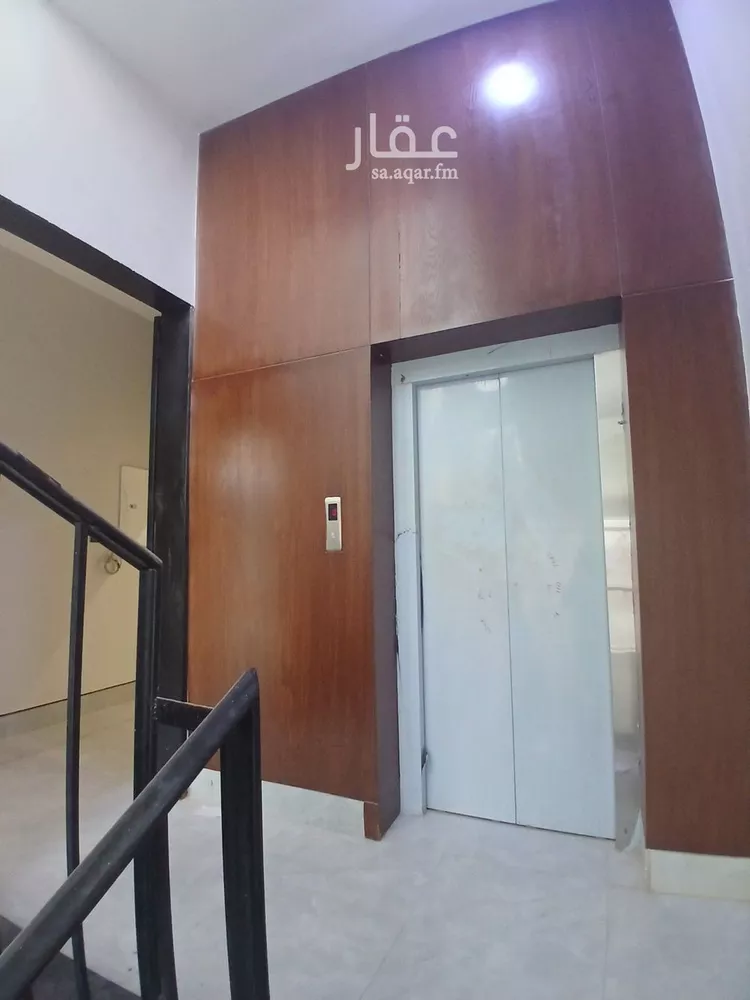 دور للبيع في شارع احمد بن سعادة, حي الرمال, مدينة الرياض, منطقة الرياض 11