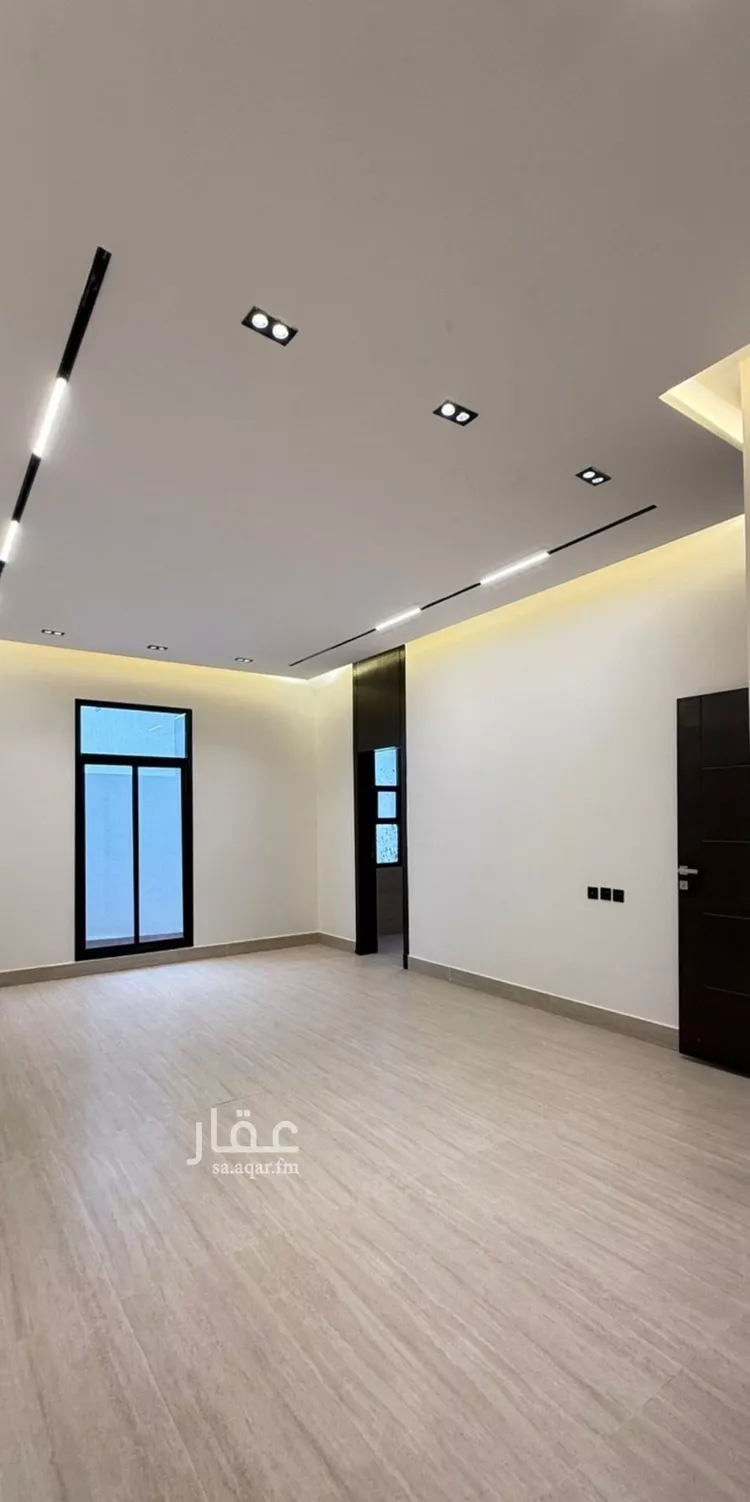 Floor for Sale in Riyadh Ash Sharq 6
