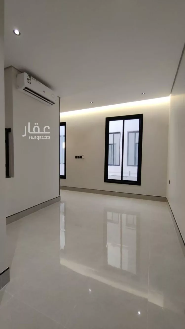 فيلا للبيع في شارع الحسن القرشي, حي البيان, مدينة الرياض, منطقة الرياض 10