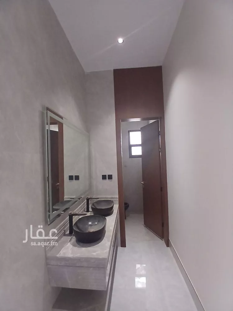 دور للبيع في شارع احمد بن سعادة, حي الرمال, مدينة الرياض, منطقة الرياض 9