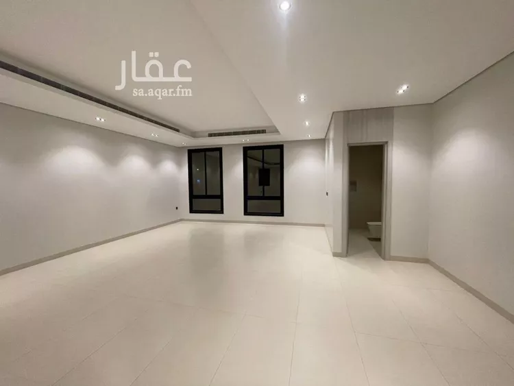 Floor for Sale in Riyadh Al Yarmouk 8