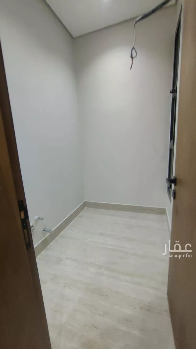 Floor for Sale in Riyadh Ar Rimal 15