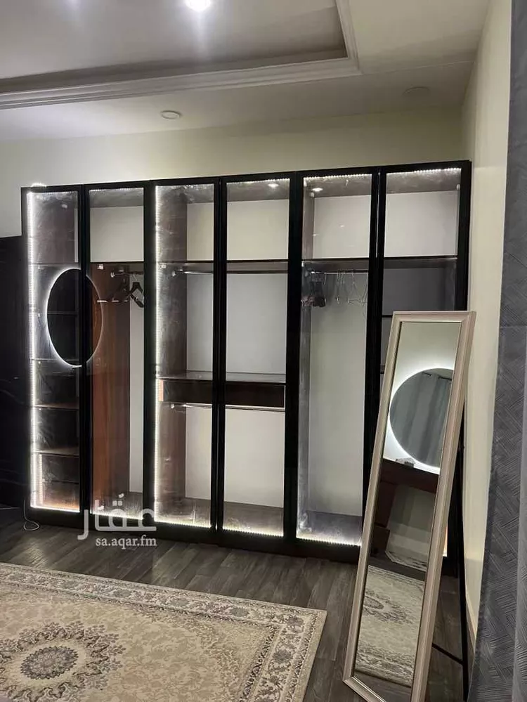 شقة للإيجار في شارع أبي بكر العميد ، حي النخيل ، تبوك ، منطقة تبوك صورة 2