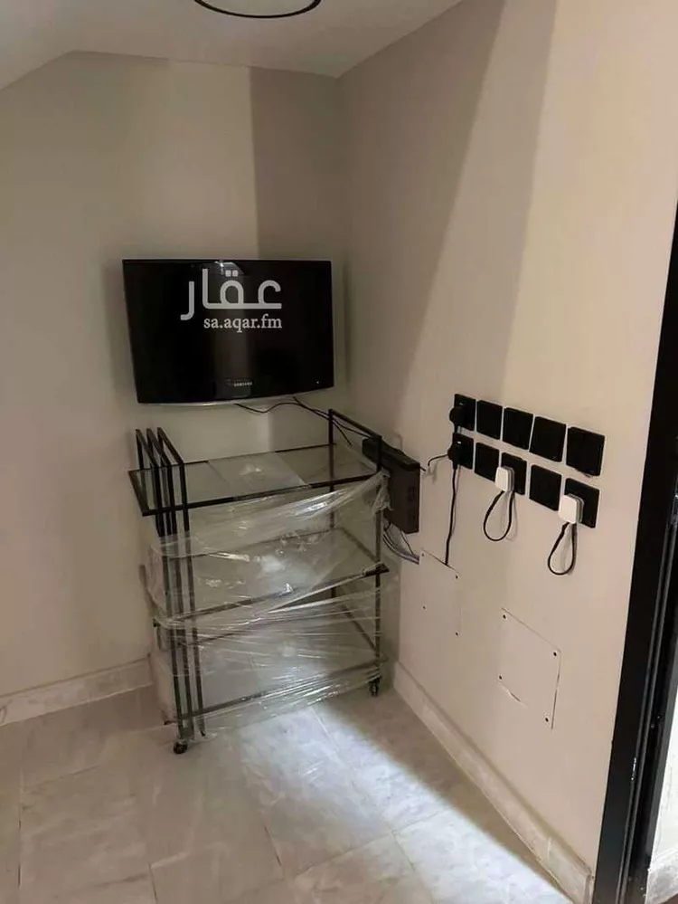 شقة للبيع في شارع احمد بن نصر الخفاف, حي العارض, مدينة الرياض, منطقة الرياض 8
