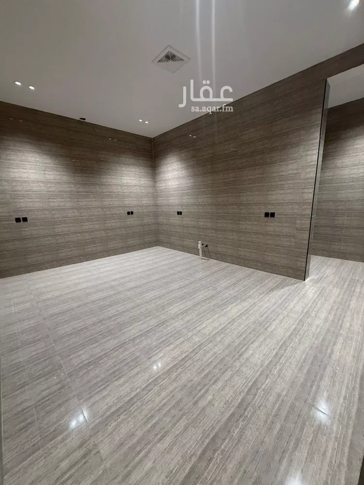 Villa for Sale in Riyadh Al Mahdiyah 18