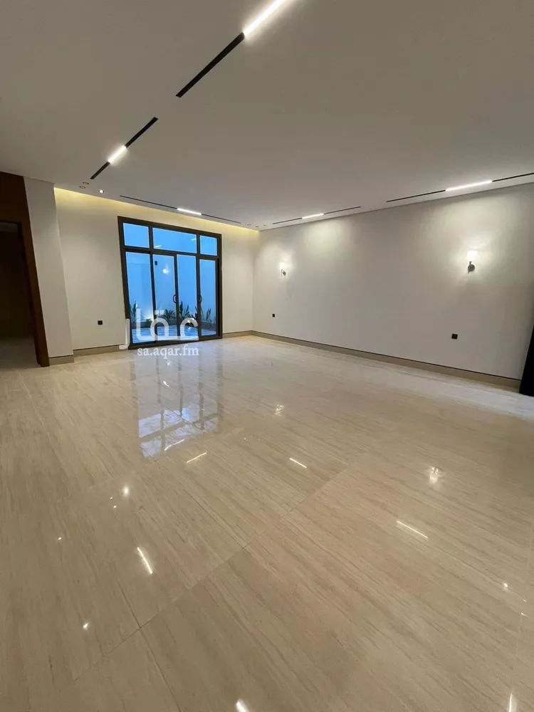 Villa for Sale in Riyadh Al Mahdiyah 11