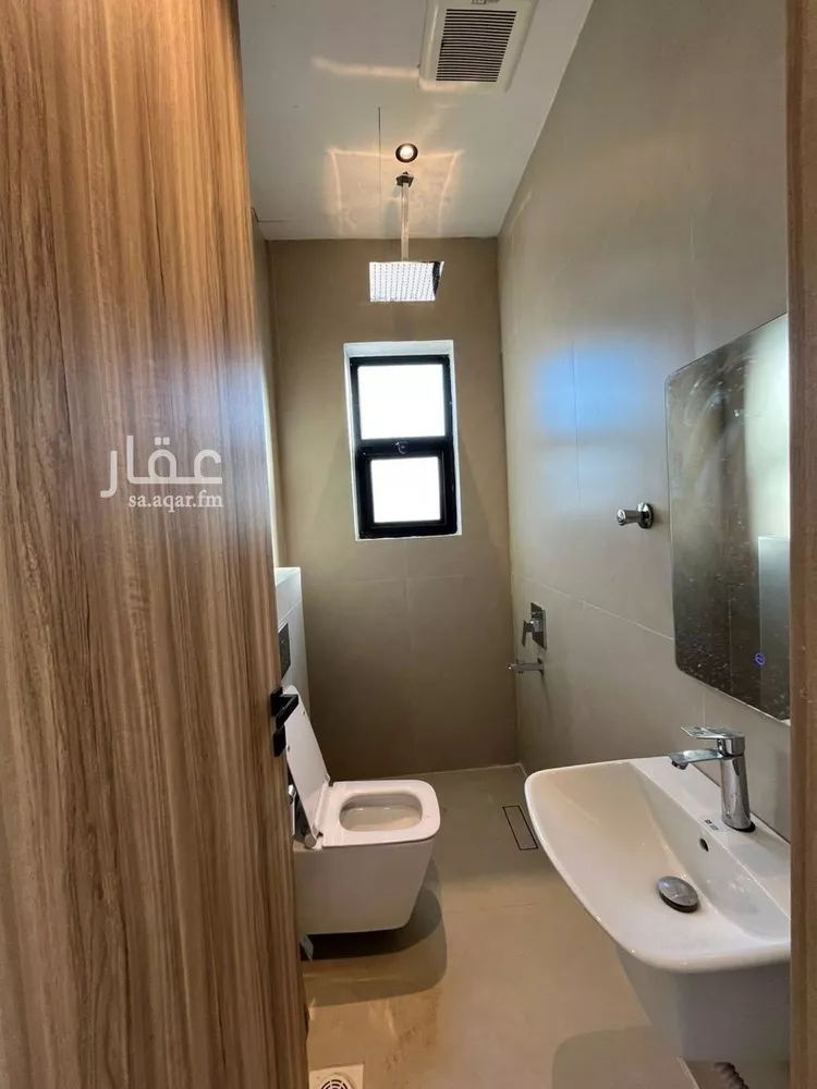 فيلا للبيع في شارع أبي الشيخ الأصبهاني, حي المهدية, مدينة الرياض, منطقة الرياض 28