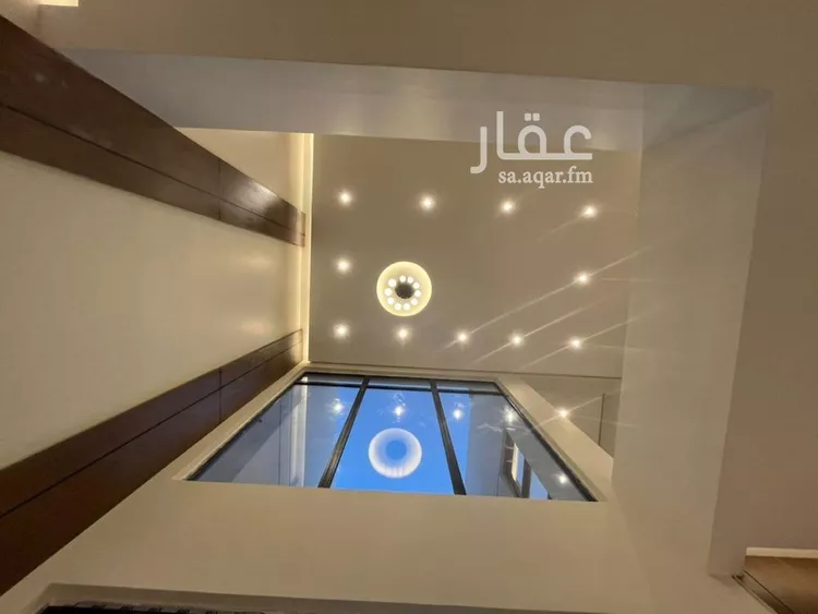فيلا للبيع في شارع سعد الله بن مجالد, حي المهدية, مدينة الرياض, منطقة الرياض صورة 5