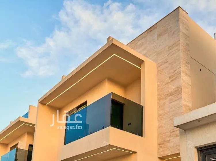 فيلا للبيع في شارع أبي الحسن الأسفرائيني, حي المهدية, مدينة الرياض, منطقة الرياض صورة 4