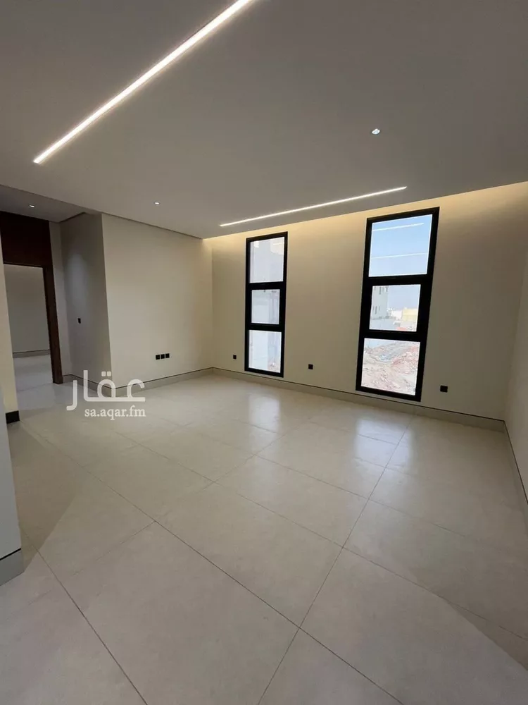 فيلا للبيع في شارع أبي الحسن الأسفرائيني, حي المهدية, مدينة الرياض, منطقة الرياض 10