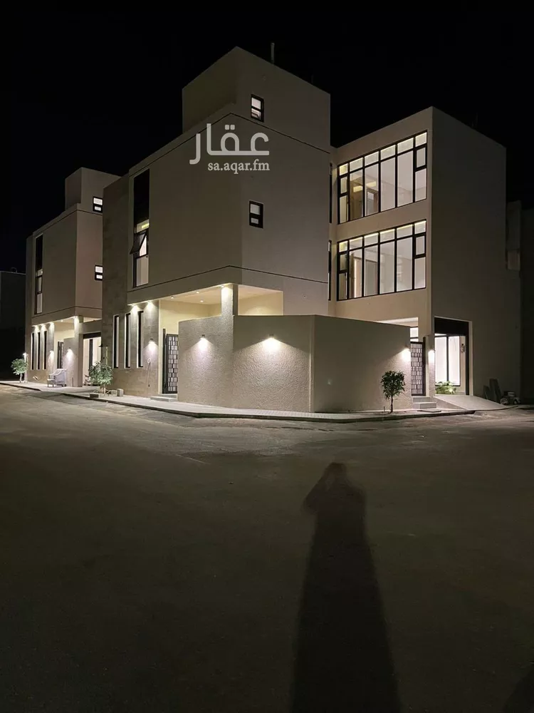 فيلا للبيع في شارع إبراهيم بن علي بن علوي, حي المهدية, مدينة الرياض, منطقة الرياض صورة 2