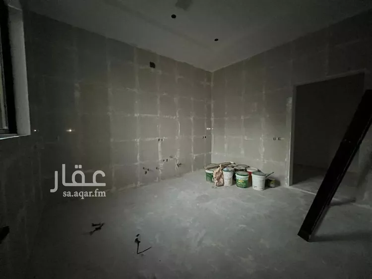فيلا للبيع في شارع أبي الشيخ الأصبهاني, حي المهدية, مدينة الرياض, منطقة الرياض 10