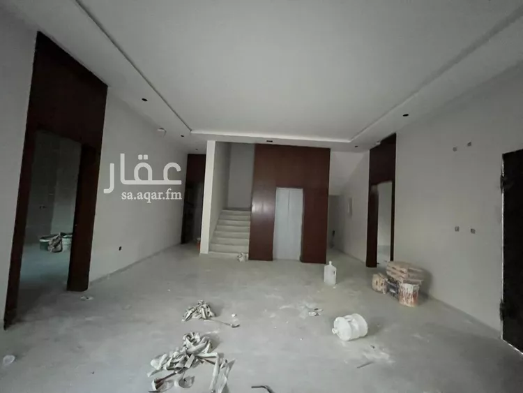 فيلا للبيع في شارع أبي الشيخ الأصبهاني, حي المهدية, مدينة الرياض, منطقة الرياض 9