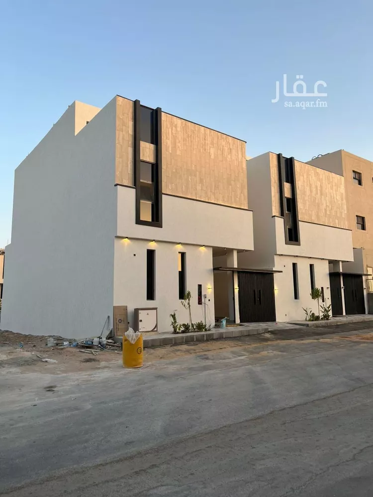 فيلا للبيع في شارع أحمد بن الحسن الأنصاري, حي المهدية, مدينة الرياض, منطقة الرياض صورة 3