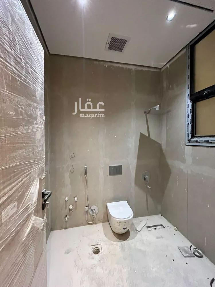 فيلا للبيع في شارع أحمد بن الحسن الأنصاري, حي المهدية, مدينة الرياض, منطقة الرياض 19