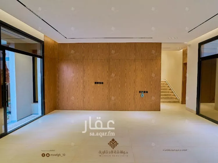 فيلا للبيع في شارع أحمد بن الحسن الأنصاري, حي المهدية, مدينة الرياض, منطقة الرياض 7