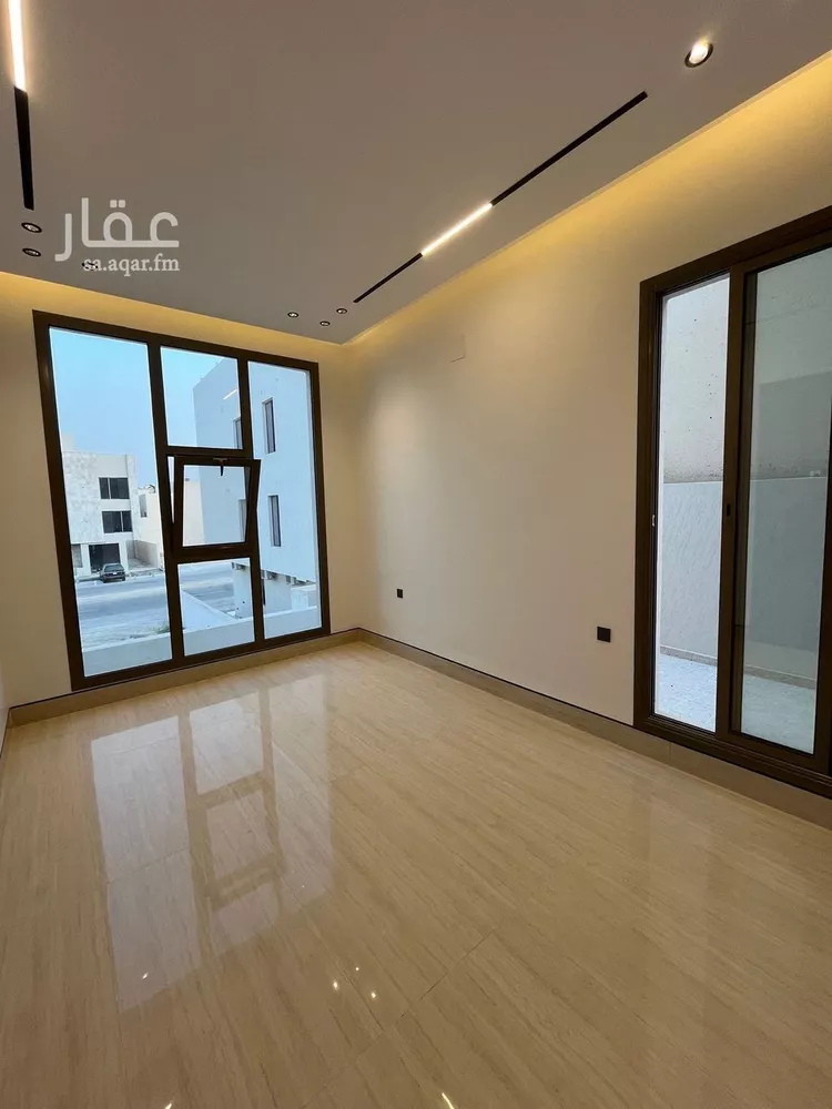 Villa for Sale in Riyadh Al Mahdiyah 13