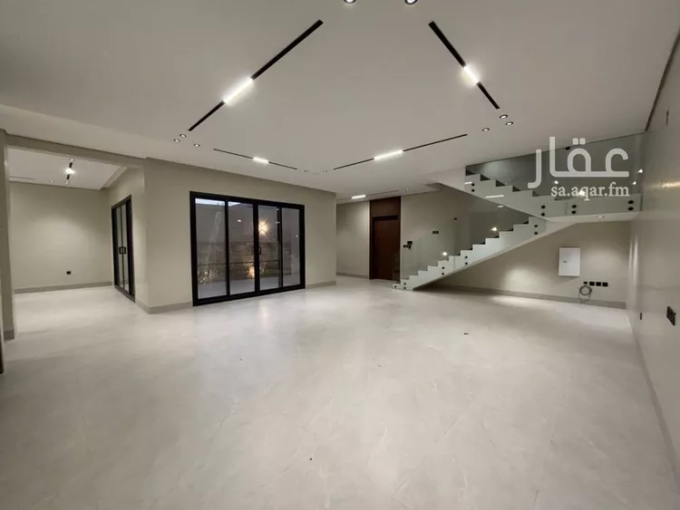 فيلا للبيع في شارع خلف الأحمر, حي المهدية, مدينة الرياض, منطقة الرياض 17