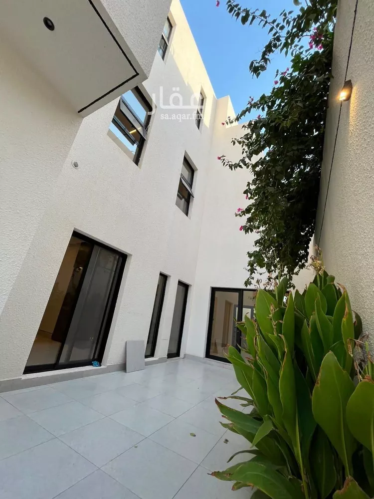 Villa for Sale in Riyadh Al Mahdiyah صورة 4