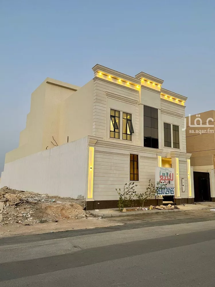 فيلا للبيع في شارع محمد بن الطيب, حي المهدية, مدينة الرياض, منطقة الرياض صورة 2