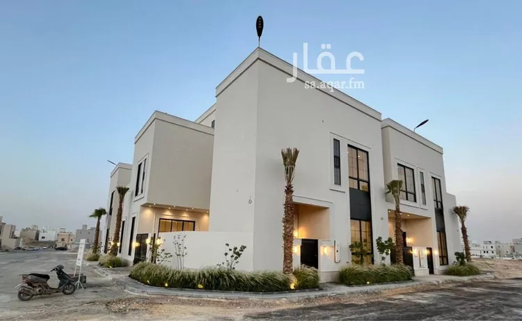 فيلا للبيع في شارع كرم الحربي, حي المهدية, مدينة الرياض, منطقة الرياض صورة 2