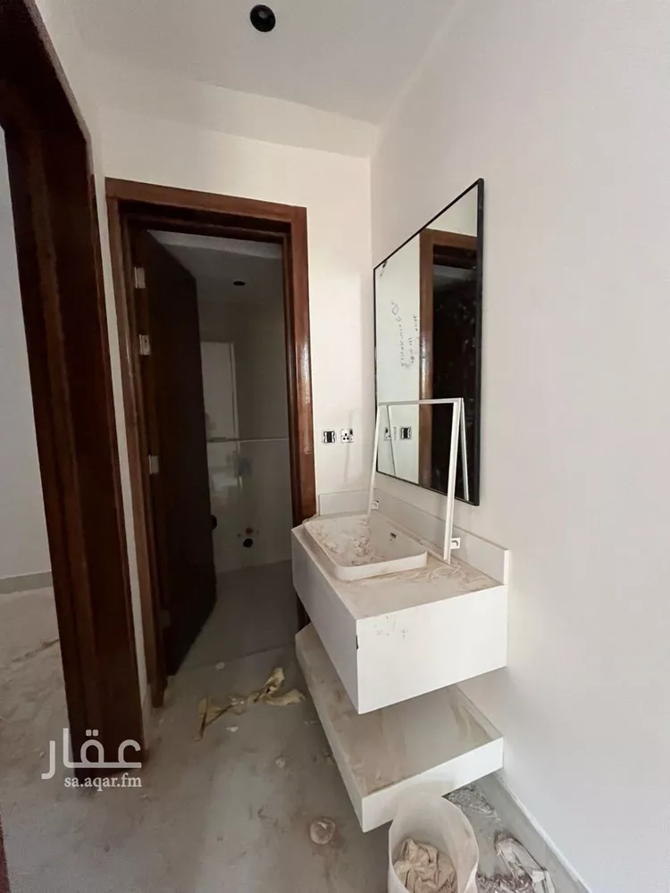 Villa for Sale in Riyadh Al Mahdiyah 12