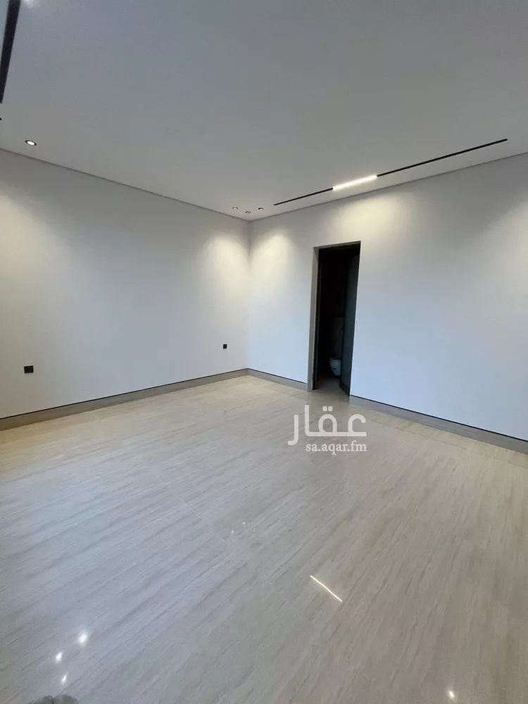 Villa for Sale in Riyadh Al Mahdiyah 15