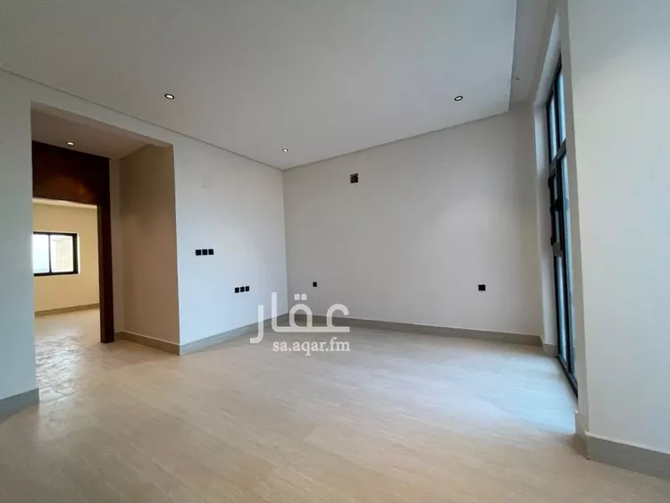 فيلا للبيع في شارع خلف الأحمر, حي المهدية, مدينة الرياض, منطقة الرياض 28