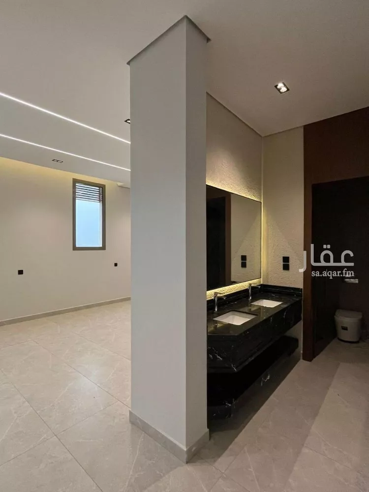 فيلا للبيع في شارع محمد بن أحمد الحجازي, حي المهدية, مدينة الرياض, منطقة الرياض صورة 5