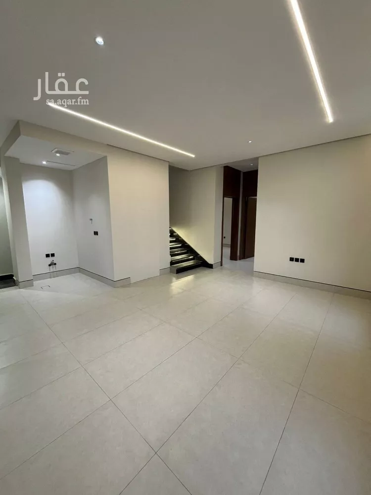 فيلا للبيع في شارع أبي الحسن الأسفرائيني, حي المهدية, مدينة الرياض, منطقة الرياض 16