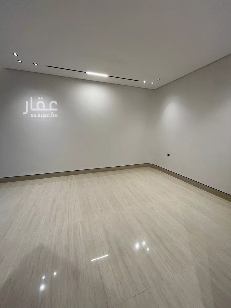 Villa for Sale in Riyadh Al Mahdiyah 16